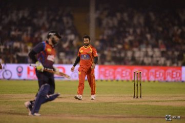 CCL 5 Telugu Warriors vs Bengal Tigers Match Photos